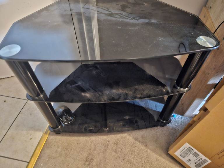 Small tv stand