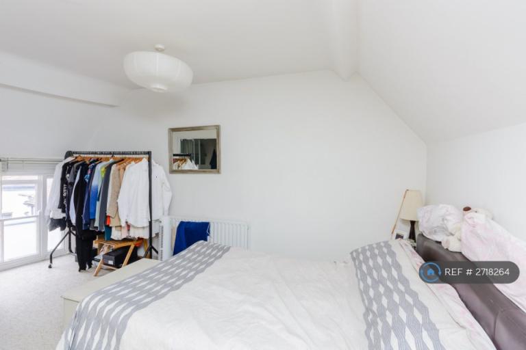 1 bedroom flat in Causeway, Bicester, OX26 (1 bed) (#2718264)