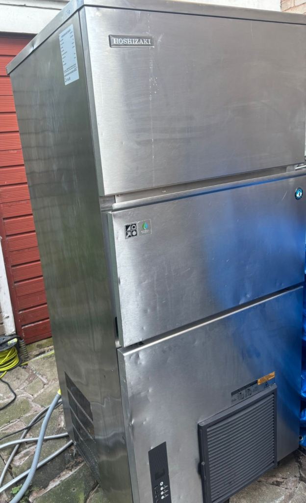 HOSHIZAKI IM-240NE-HC ice machine 