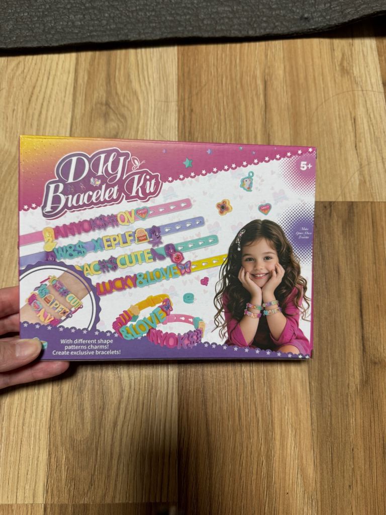 Friendship Bracelet Making Kit