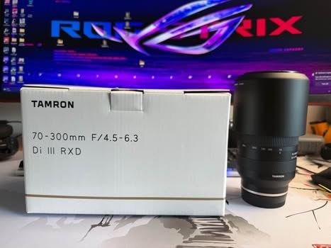 Tamron 70-300mm f4.5-6.3 Di III RXD lens (sony e mount
