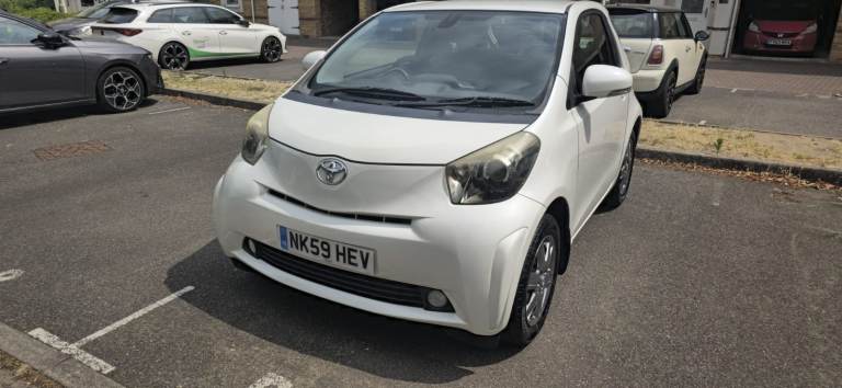 Toyota, IQ, Hatchback, 2009, Manual, 998 (cc), 3 doors