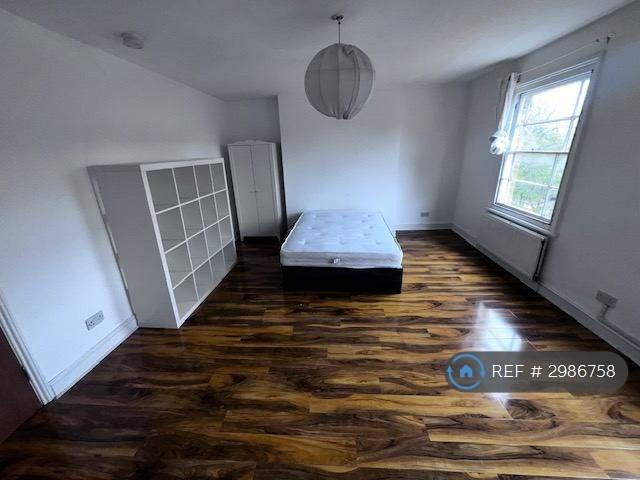 6 bedroom house in Grosvenor Terrace, Camberwell, Elephant & Castle, Brixton, P (6 bed) (#2986758)