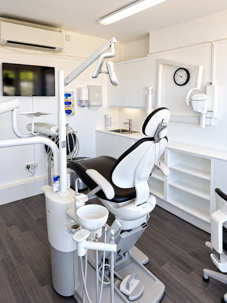 Commercial Room to Rent - Healthcare/Beauty/Consultation Room