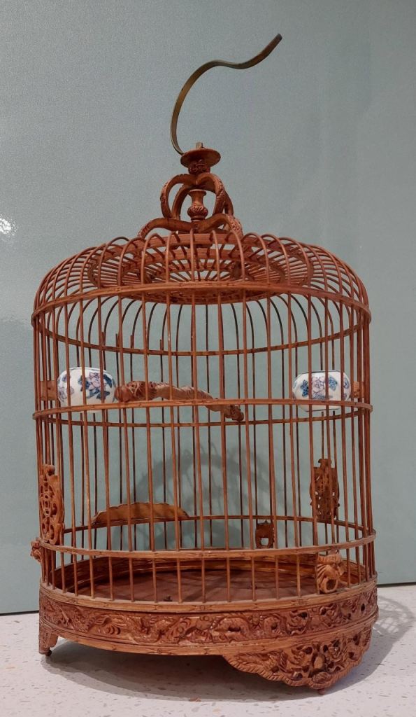 Bird cage