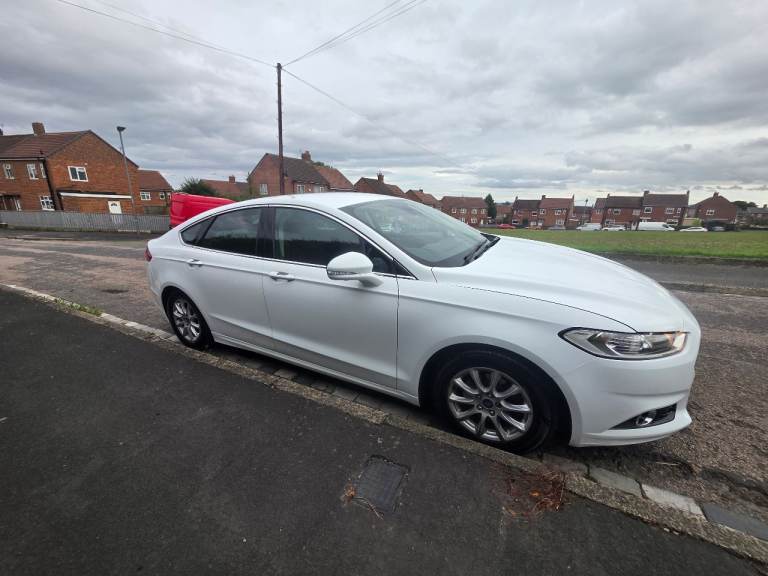Ford, MONDEO, Hatchback, 2015, Manual, 1560 (cc), 5 doors