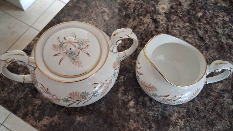Paragon Fine Bone China Creamer and Sugar Bowl Set