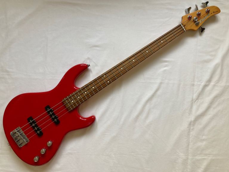 Cruiser by crafter bass guitar 