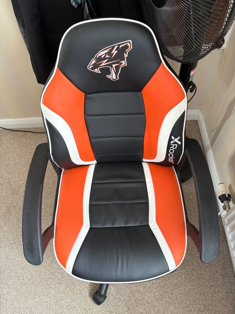 X-Rocker Gaming Chair – Black, Orange, White, GOOD CONDITION
