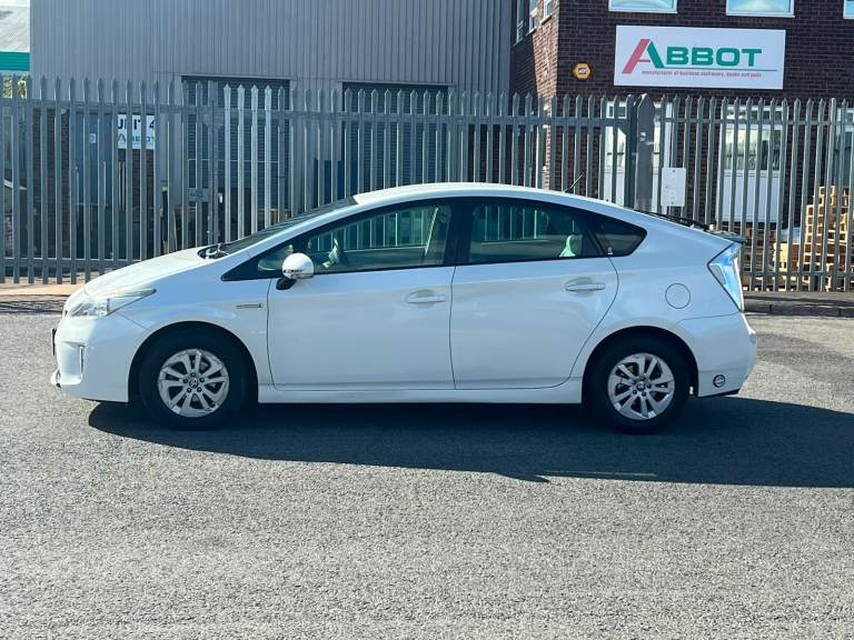 Toyota, PRIUS HYBRID, 2015, 71k Driven, Automatic,one Year Mot