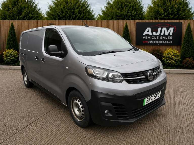 2022 Vauxhall Vivaro 3100 100kW Dynamic 75kWh H1 Van Auto PANEL VAN Electric Automatic
