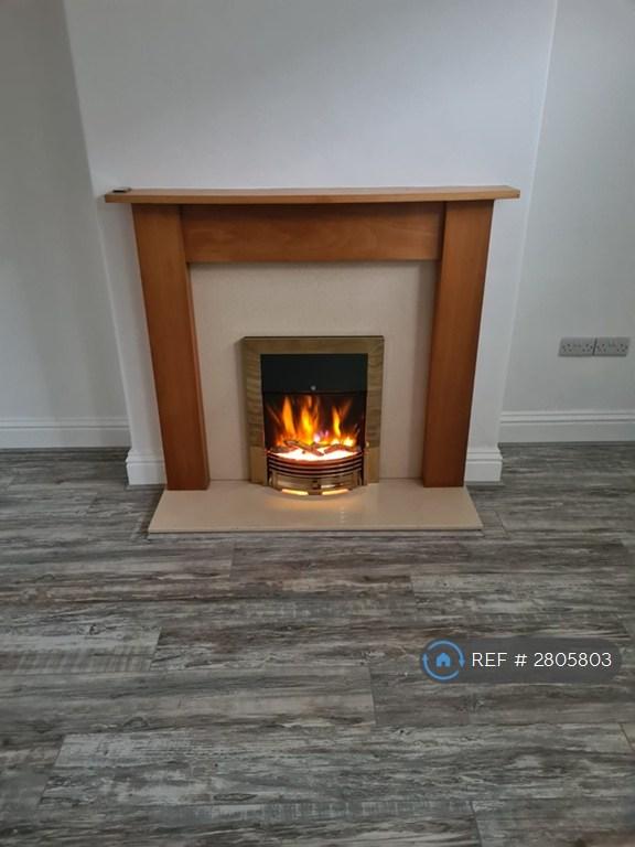 2 bedroom house in William St, Redcar, TS10 (2 bed) (#2805803)