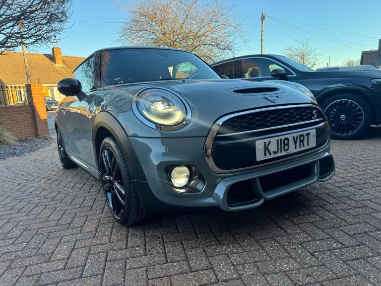2018 MINI Hatch 2.0 Cooper S II 3dr Auto Hatchback PETROL Automatic