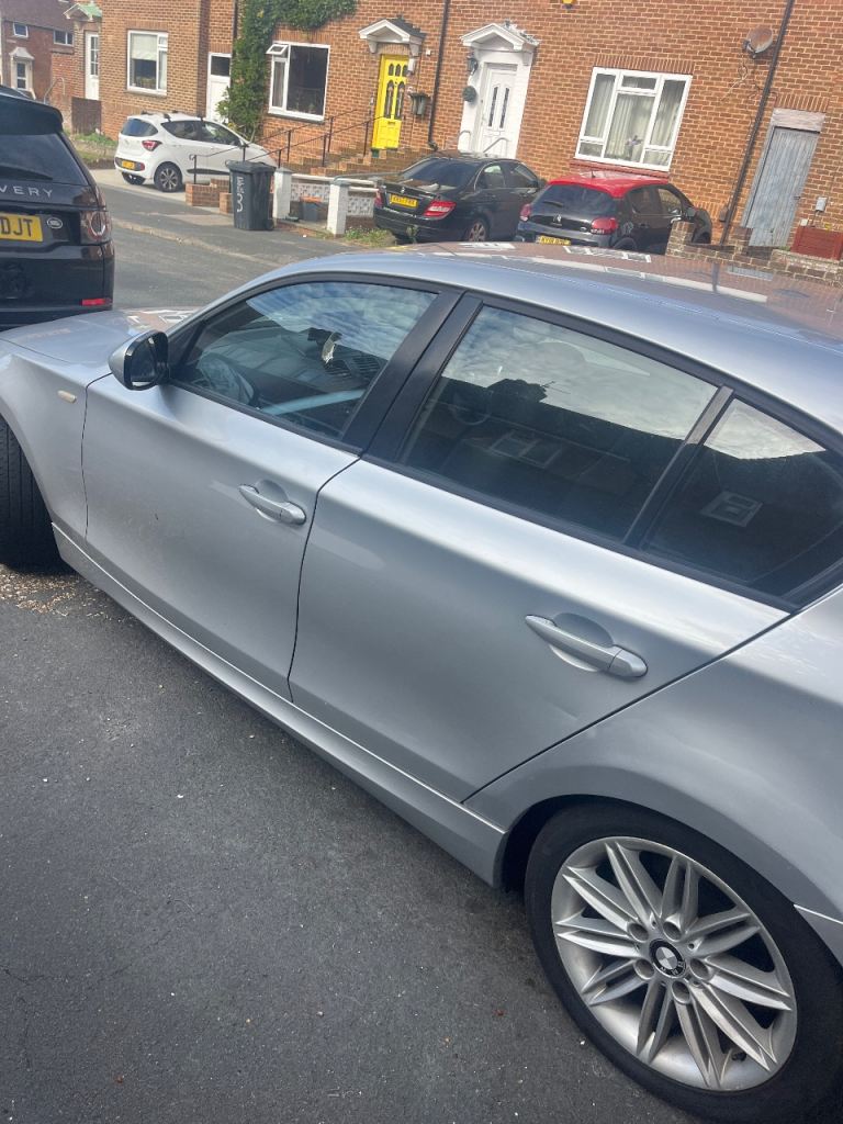 BMW, 1 SERIES, Hatchback, 2011, Manual, 1995 (cc), 5 doors