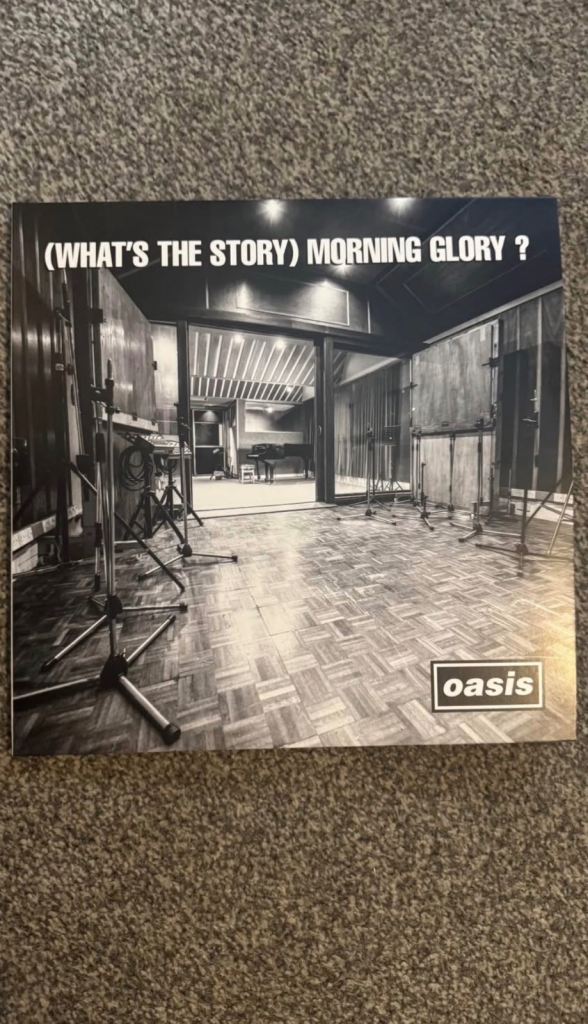 Oasismynet and Discord exclusive hand numbered Pearl LP limited to 2000 copies only.