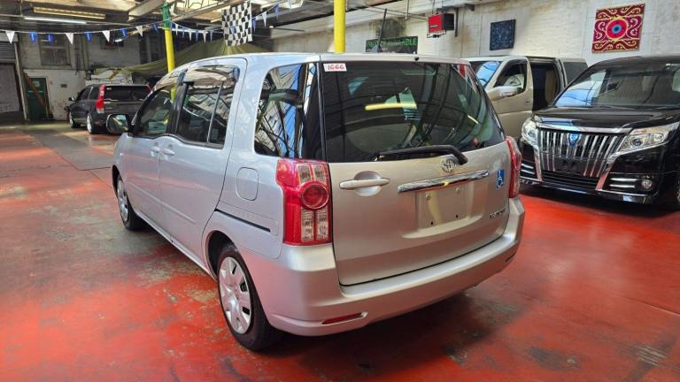 2010 Toyota Raum 1.5 Auto lift mobility chair  Petrol Automatic