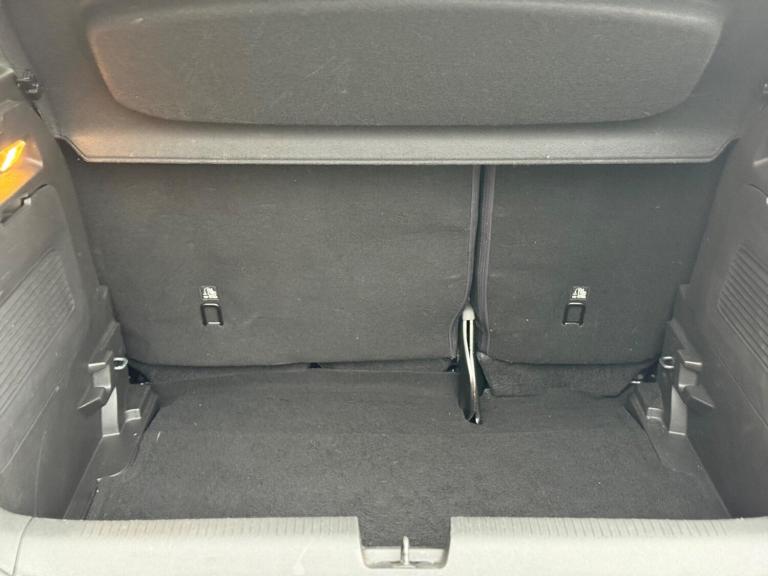 2019 Vauxhall Crossland X 1.2T ecoTec [110] SE 5dr [6 Speed] [S/S] HATCHBACK PETROL Manual