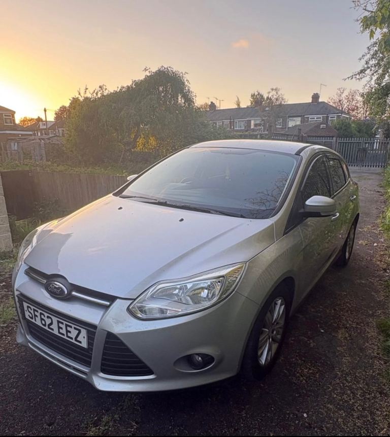Ford, FOCUS, Hatchback, 2012, Manual, 1560 (cc), 5 doors