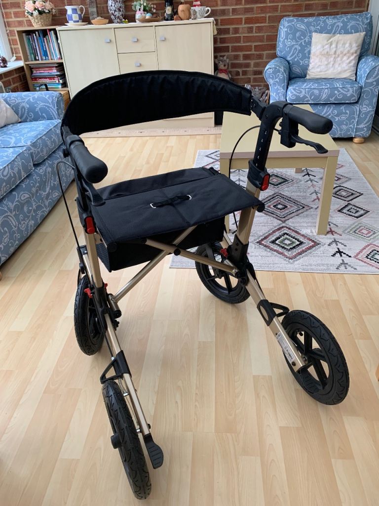 Mobiquip all terrain walker / Rollator aid