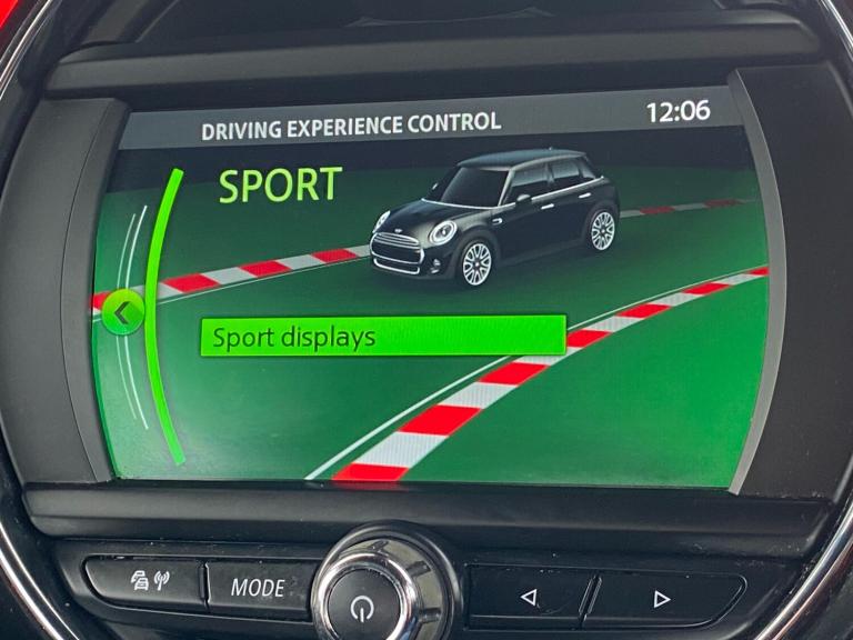 2020 MINI Hatch 1.5 Cooper Sport II 5dr - JCW Styling &amp; Mini Driving Modes &amp; Cruise HATCH...