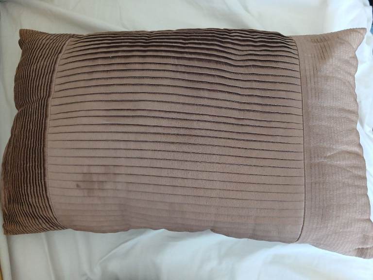 Brown Cushion – Good Condition