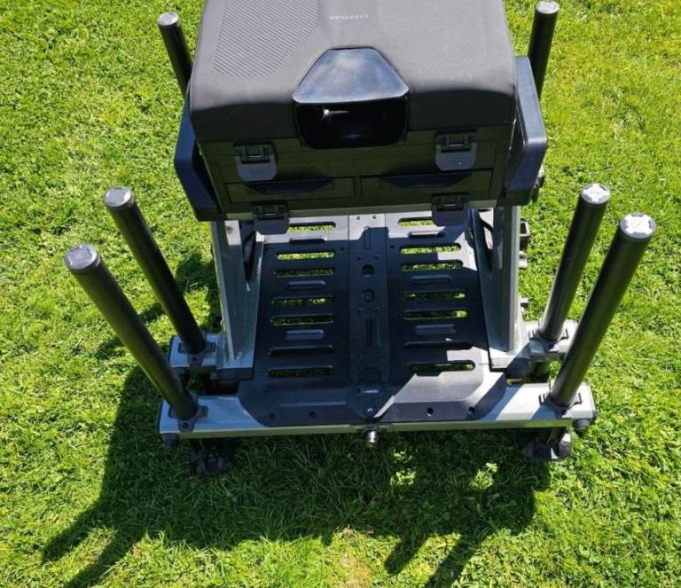 Fishing seat box, top spec...