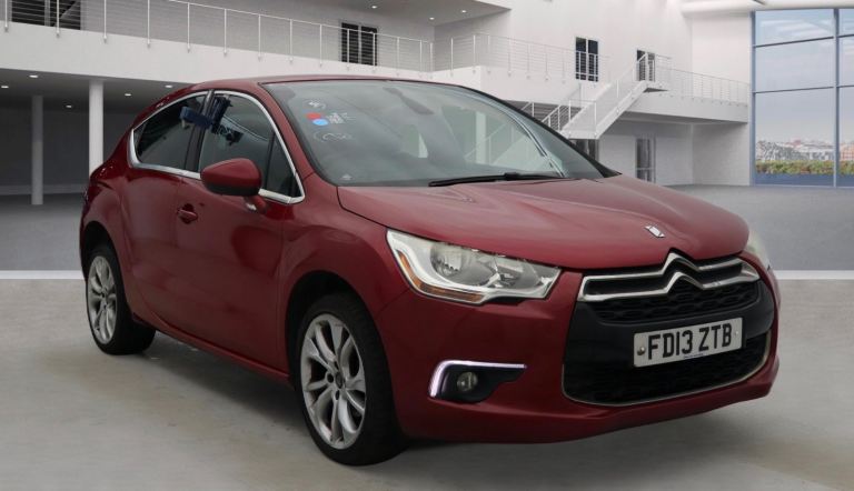 Citroen, DS4, Hatchback, 2013, Manual, 1560 (cc), 5 doors