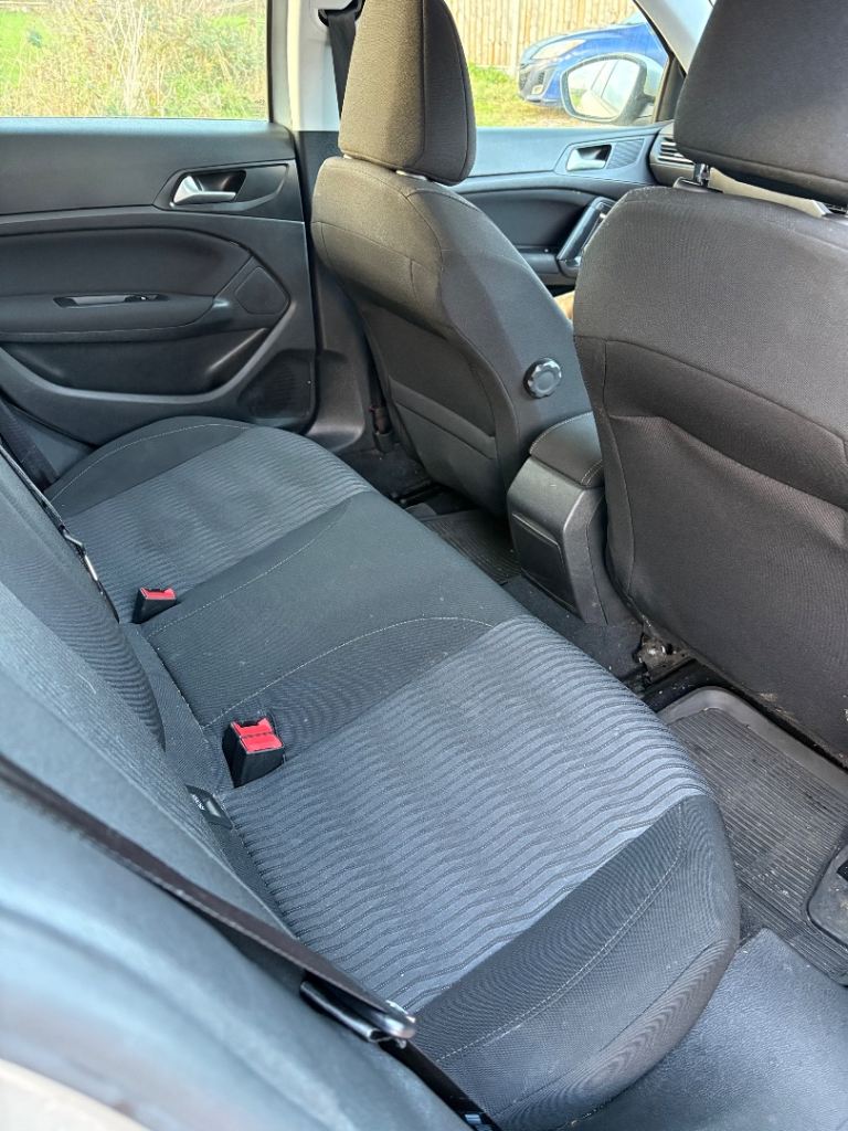 Peugeot 308 Hatchback 2016, Blue HDI NAV