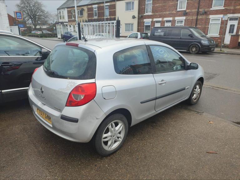 2007 Renault Clio 1.2 16v Rip Curl 3dr HATCHBACK Petrol Manual