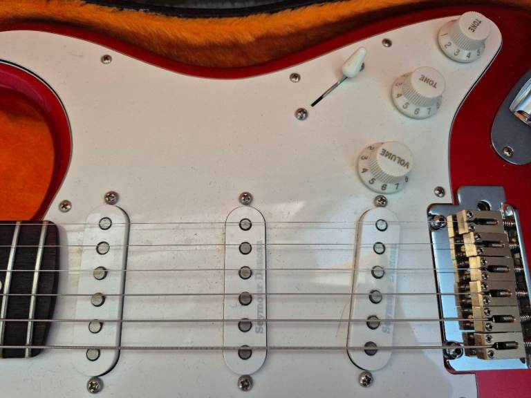 Fender American Stratocaster Deluxe Body Professional II New 2024 Neck Fender Strap Tuner Hardcase 