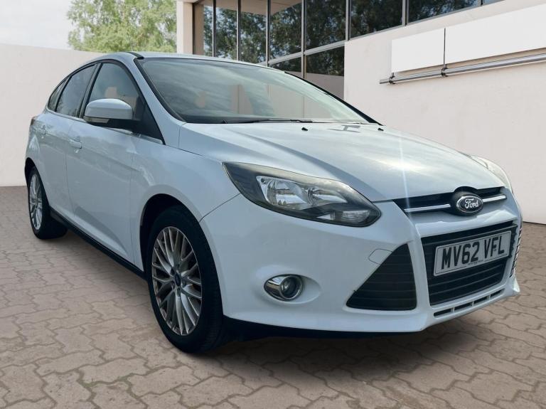 2012 Ford Focus 1.0T EcoBoost Zetec Euro 5 (s/s) 5dr HATCHBACK Petrol Manual