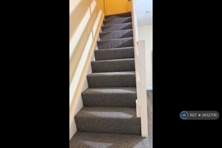 3 bedroom house in Thamley, Purfleet, RM19 (3 bed) (#2652706)