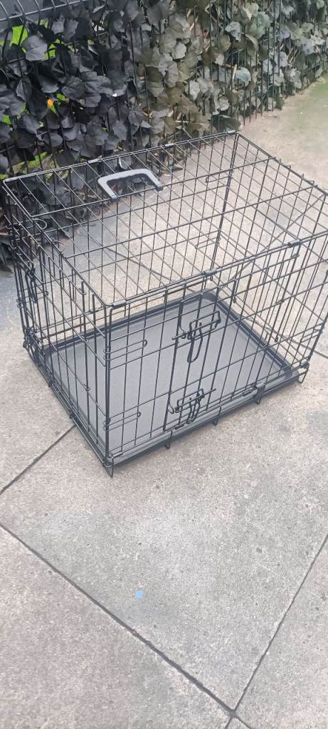 Small pet crate
