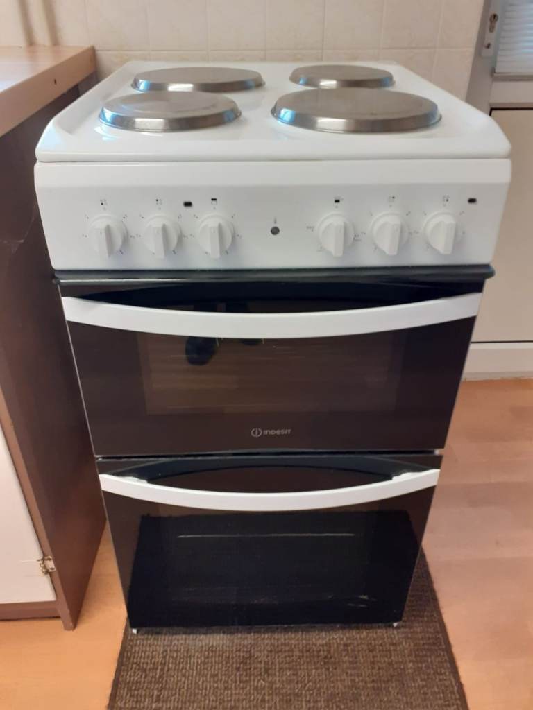Indesit cooker