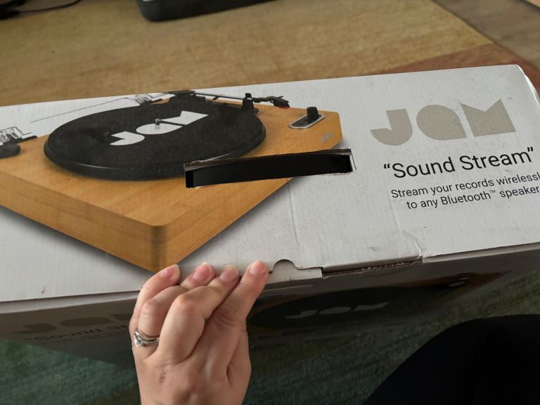 Record Player w Bluetooth 