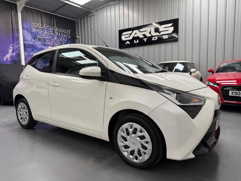 2019 Toyota AYGO 1.0 VVT-i x-play Hatchback 5dr Petrol Manual Euro 6 (71 ps) Hatchback Petrol Manual