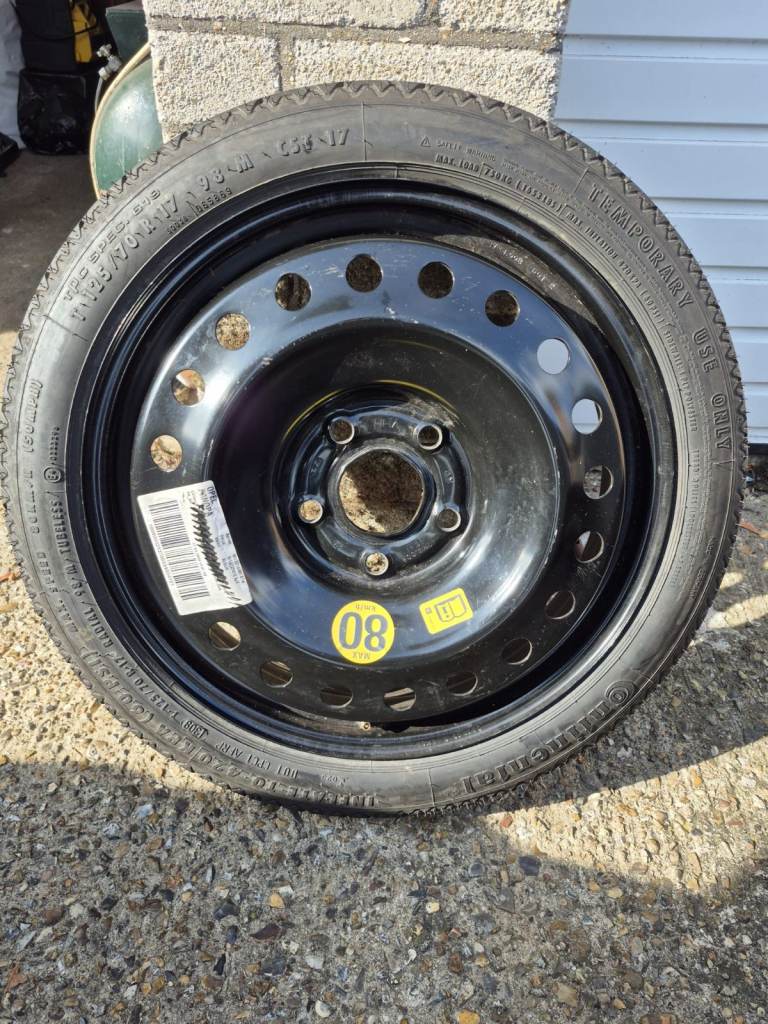 Vauxhall insignia car tyre 