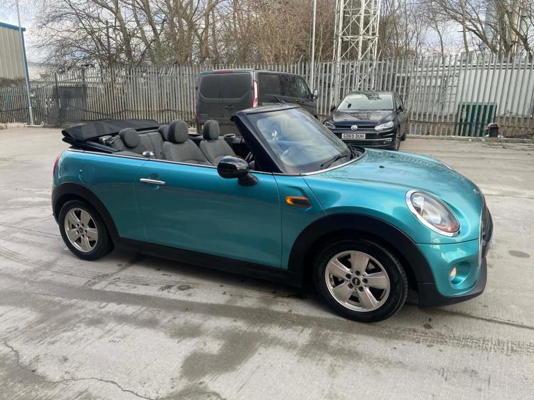 2016 MINI Convertible 1.5 Cooper D 2dr CONVERTIBLE Diesel Manual