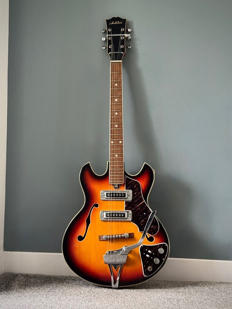 Vintage Audition Semi-Hollow Electric Guitar – £100