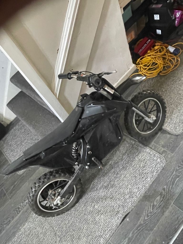 Black Kids Electric Mini Dirt Bike – Good Condition