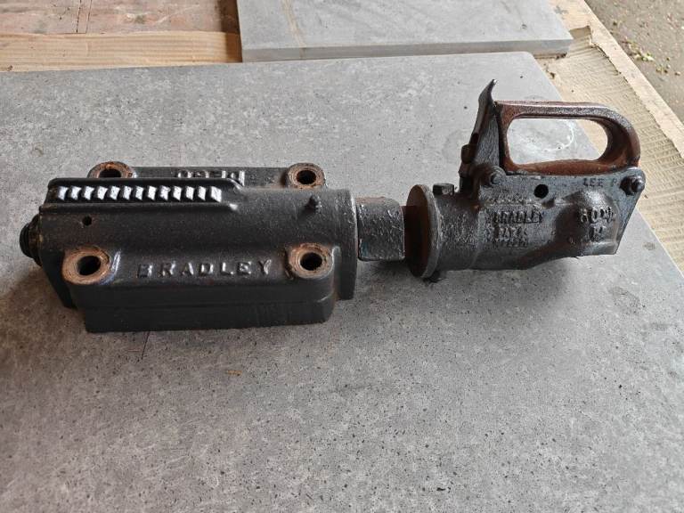 Bradley MK3 trailer hitch