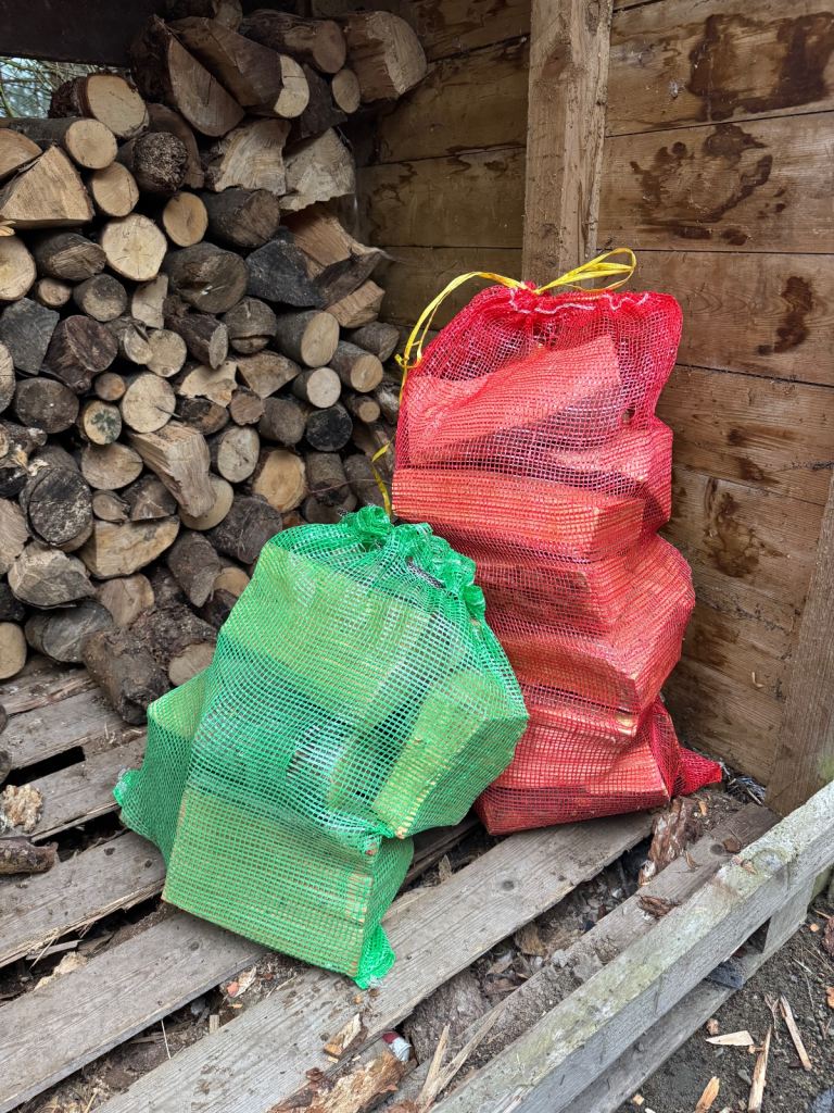 Kiln dried firewood (hardwood)