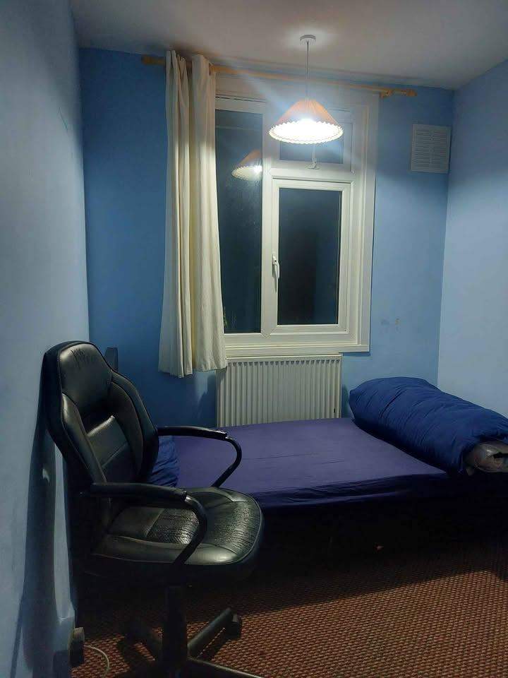 Single room to rent near town center
