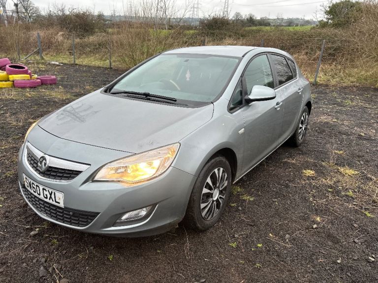 2011 Vauxhall Astra J Breaking Parts 