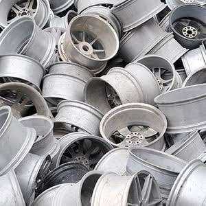 WANTED: Alloy Wheels (15 Inch +) – £10 Paid – With or Without tyres