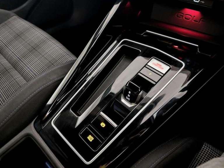 2022 Volkswagen Golf 1.4 TSI GTE 5dr DSG HATCHBACK PETROL/ELECTRIC Automatic