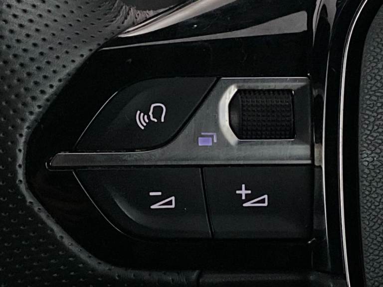 2022 Peugeot 2008 100kW GT Premium 50kWh 5dr Auto Crossover/SUV ELECTRIC Automatic