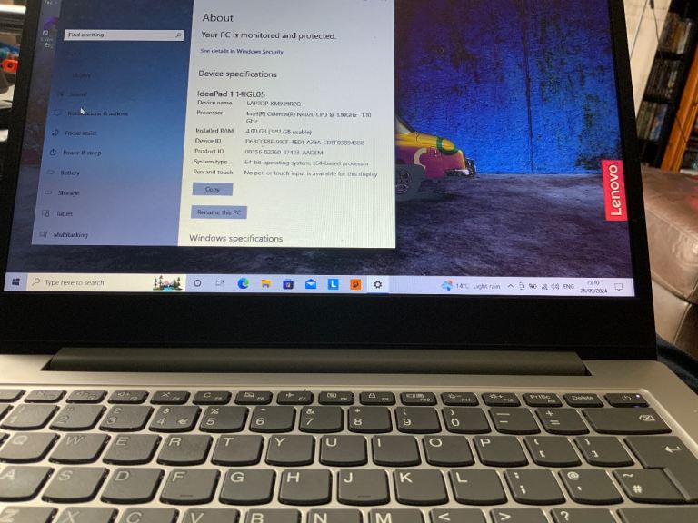 Lenovo IdeaPad 1 14IGL05 Laptop - as new £100