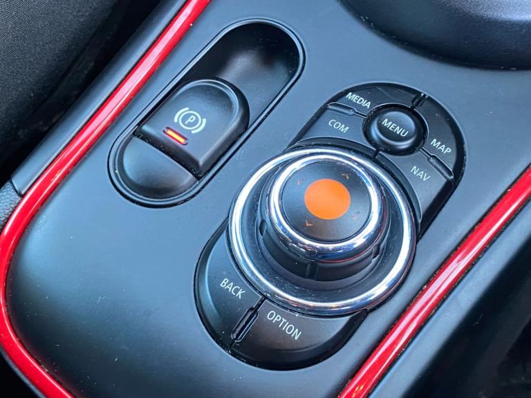 2019 MINI Countryman 1.5 Cooper S E Sport ALL4 PHEV Auto 5dr - Apple CarPlay &amp; Sat Nav HATCHB...