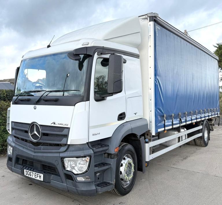 2017 MERCEDES ACTROS 1824 CURTAINSIDER BARN DOORS TAIL-LIFT AIR-RIDE EURO-6